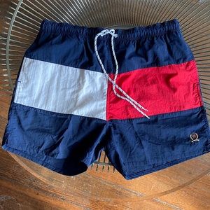 Tommy Hilfiger Vintage 90s Big Flag Swim Shorts size M